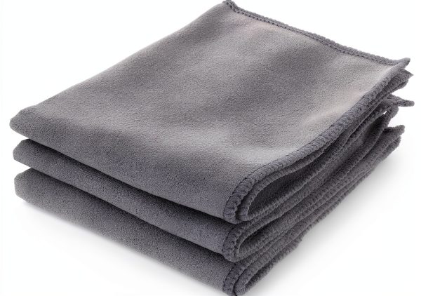 ECP Equine Comfort Products Microfiber Tack Cleaning Towels, Lifts Dirt, Dust & Sweat from Saddles, Bridles & Girths, Polishes Metal & Boots, Chemical-Free Leather Care, for Shows & Daily Use, 3-Pack-0