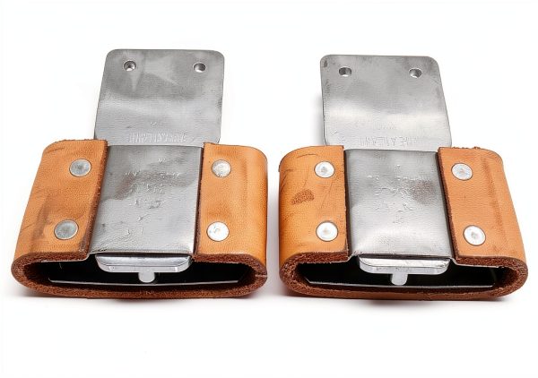 2-1/2 Leather Wrapped Genuine Blevins Buckles Set Vertical Post Western Saddle-3